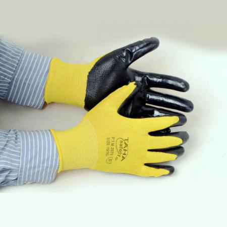 مزایای استفاده از دستکش کار کف نیتریل